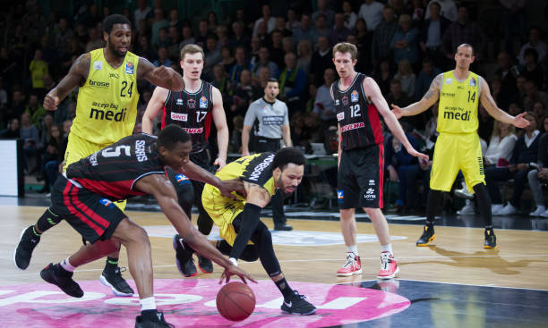 个人都是不 个人都是不